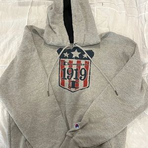 Men’s Champion Sweatshirt